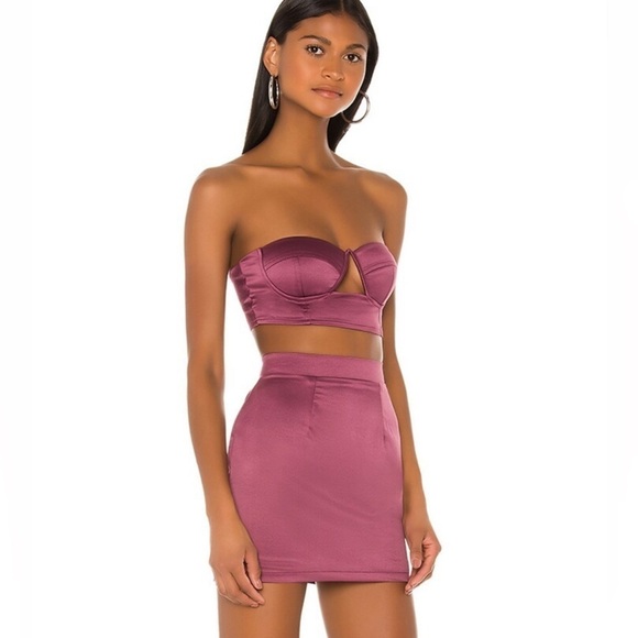 Superdown x Draya Michele Satin Kiara Mini Skirt in Dark Mauve Size S NEW - Picture 4 of 9